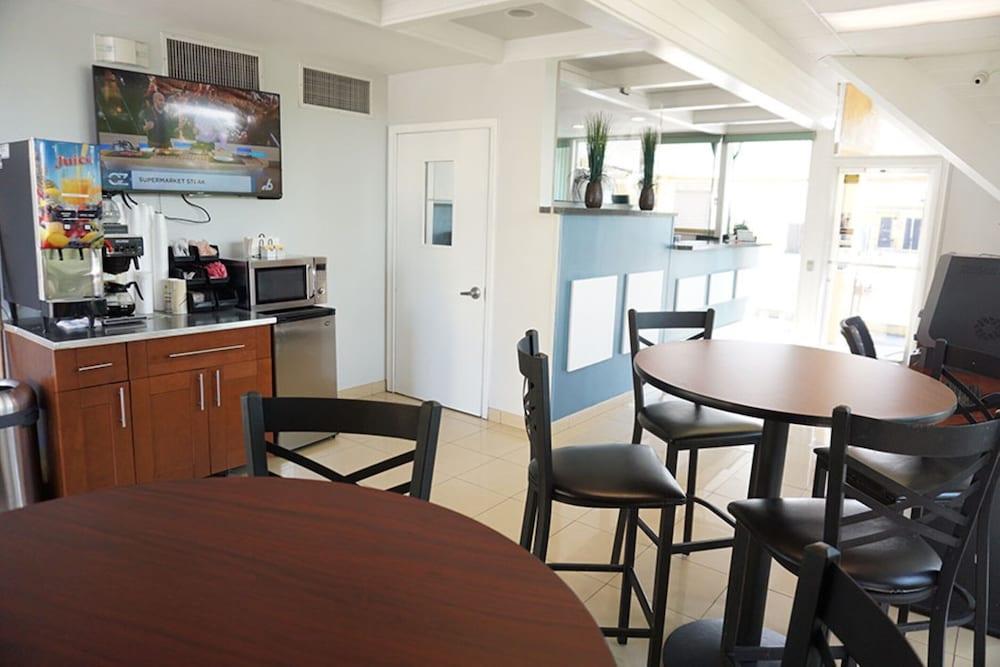 The Hollywood Gateway Inn Extérieur photo