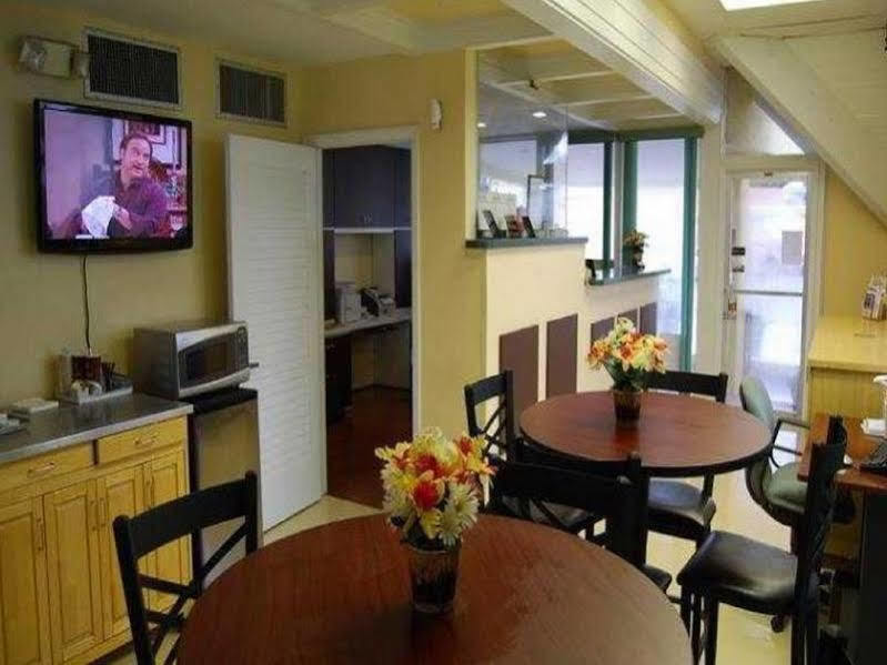 The Hollywood Gateway Inn Extérieur photo